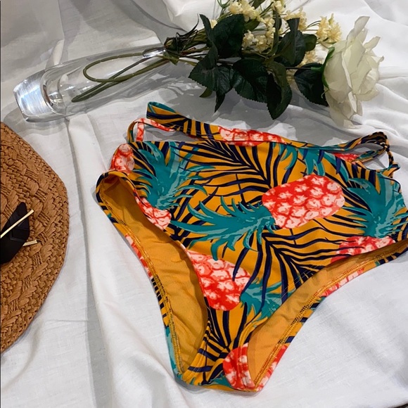 Aerie high rise swim bottom NWOT - Picture 5 of 8